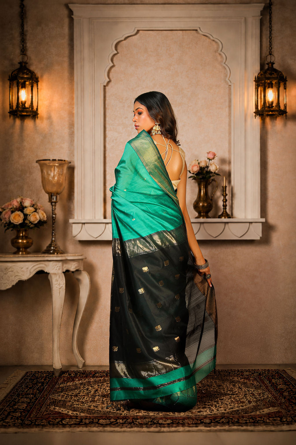 Maheshwar Saree with Golden zari lotus booti on Aanchal, cotton silk, color-Green/Black