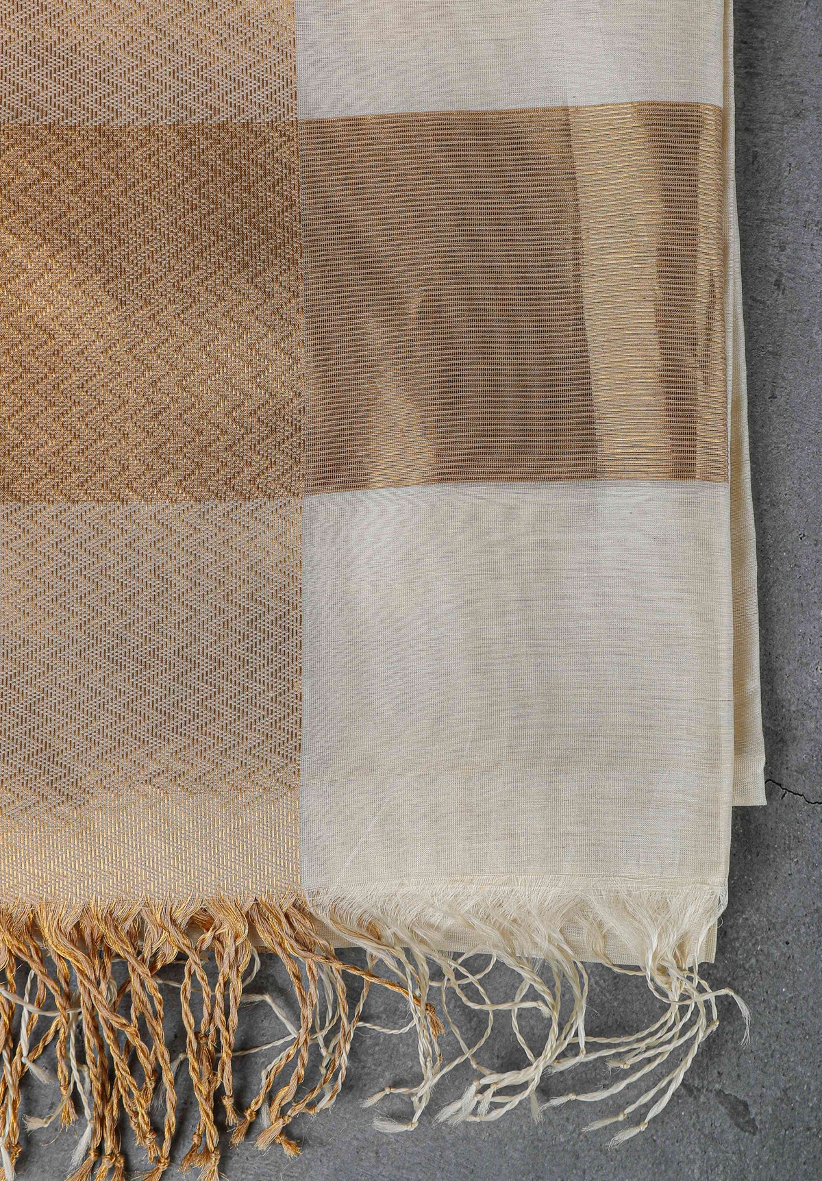 Cotton silk dupatta with broad zig-zag border in golden zari, color-Cream/Golden