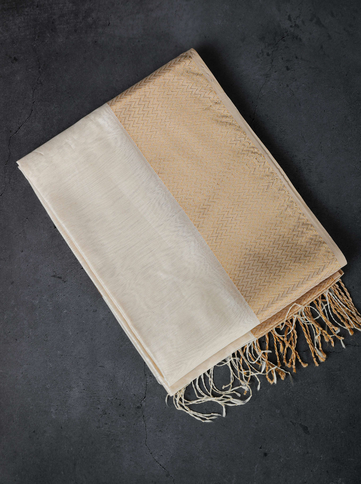 Cotton silk dupatta with broad zig-zag border in golden zari, color-Cream/Golden