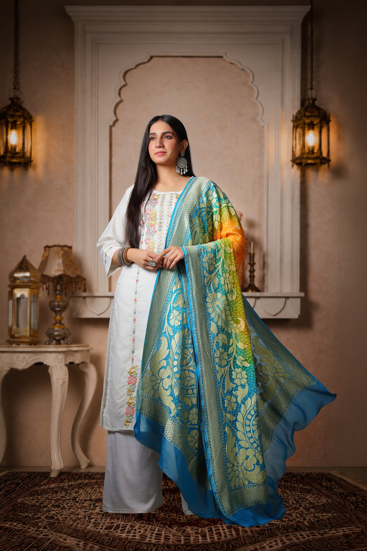 Pushpika – Pure Handwoven Silk Georgette, Rai Bandhani Dupatta with big Floral pattern
