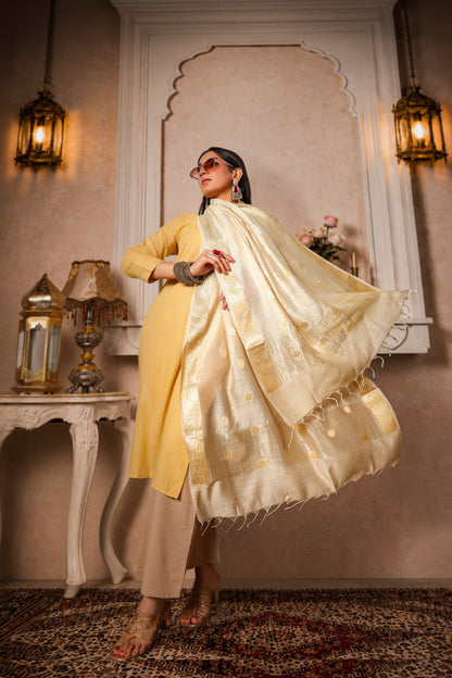 Sunehri – Pure Silk Banarasi Dupatta with Golden Booti