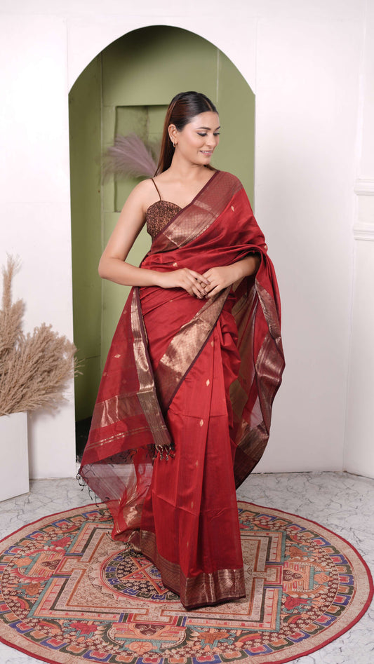 Maheshwar Saree with Golden zari diamond border & booti, cotton silk, color-Red