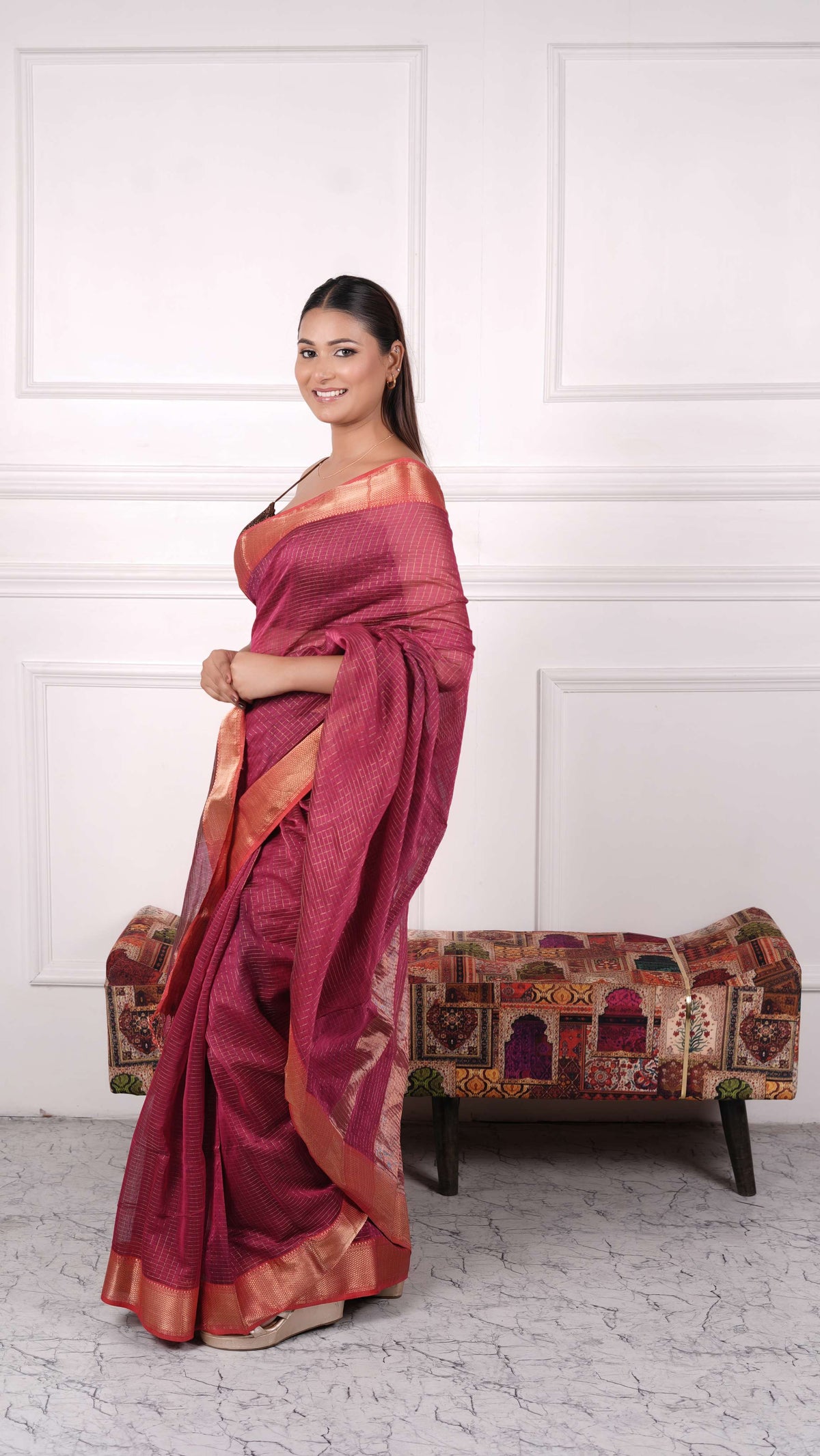 Golden zari checks saree, cotton silk, color-Magenta