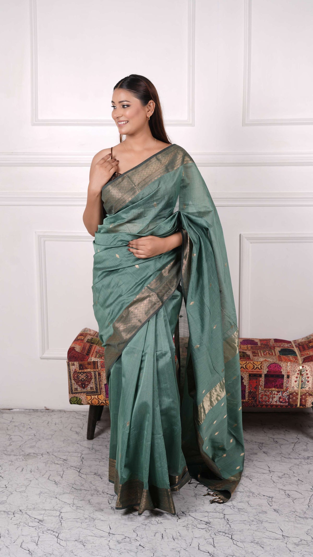 Maheshwar Saree with diamond border & booti, cotton silk, color-Pista green