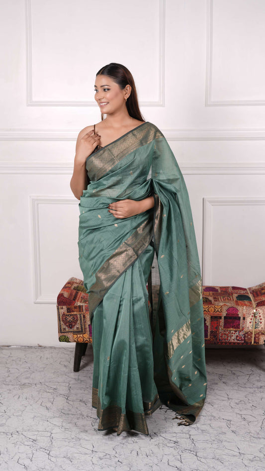 Maheshwar Saree with diamond border & booti, cotton silk, color-Pista green