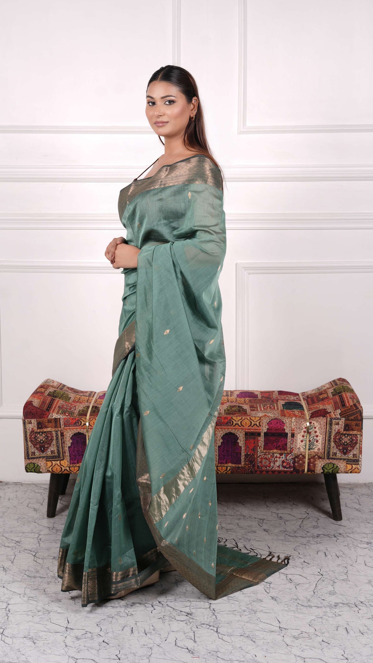 Maheshwar Saree with diamond border & booti, cotton silk, color-Pista green