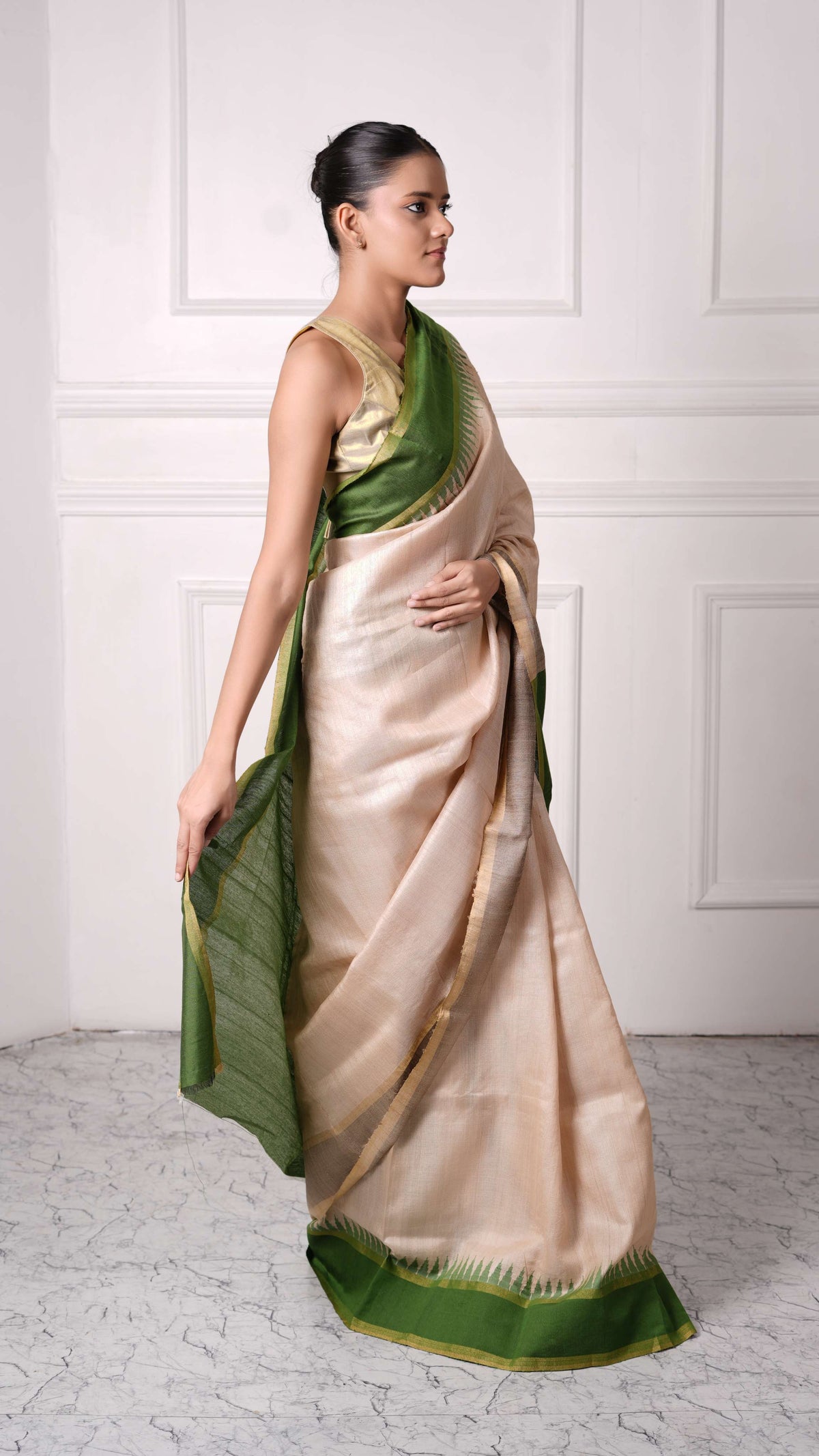 Golden color with Green aanchal, temple pattern saree, Tussar Silk