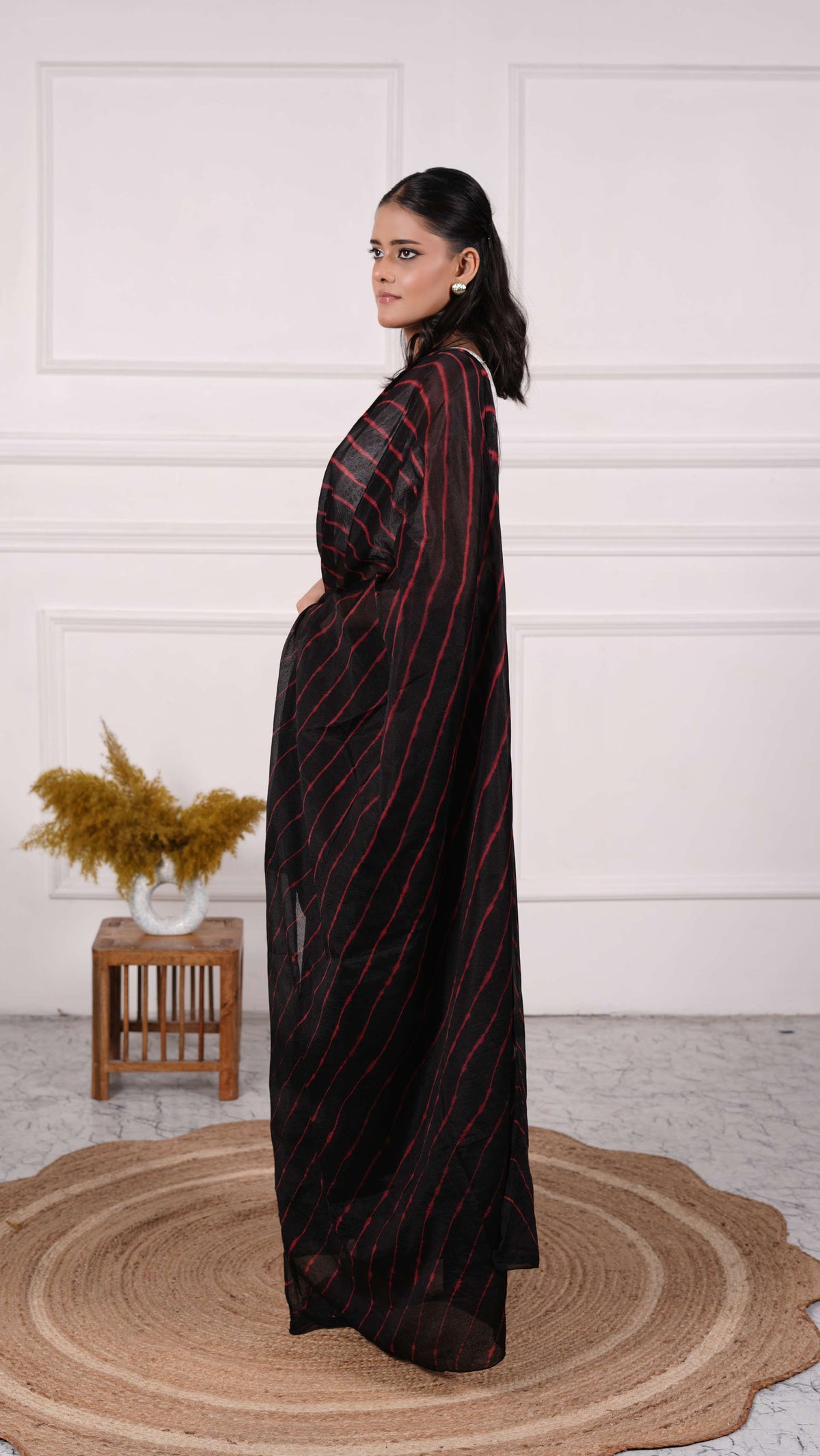 Pure Chiffon Lehariya Saree, Viscose Chiffon, Color-Black w/Red