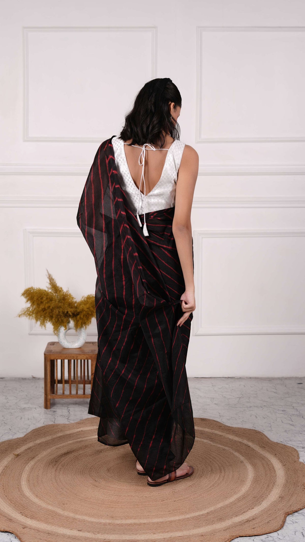 Pure Chiffon Lehariya Saree, Viscose Chiffon, Color-Black w/Red